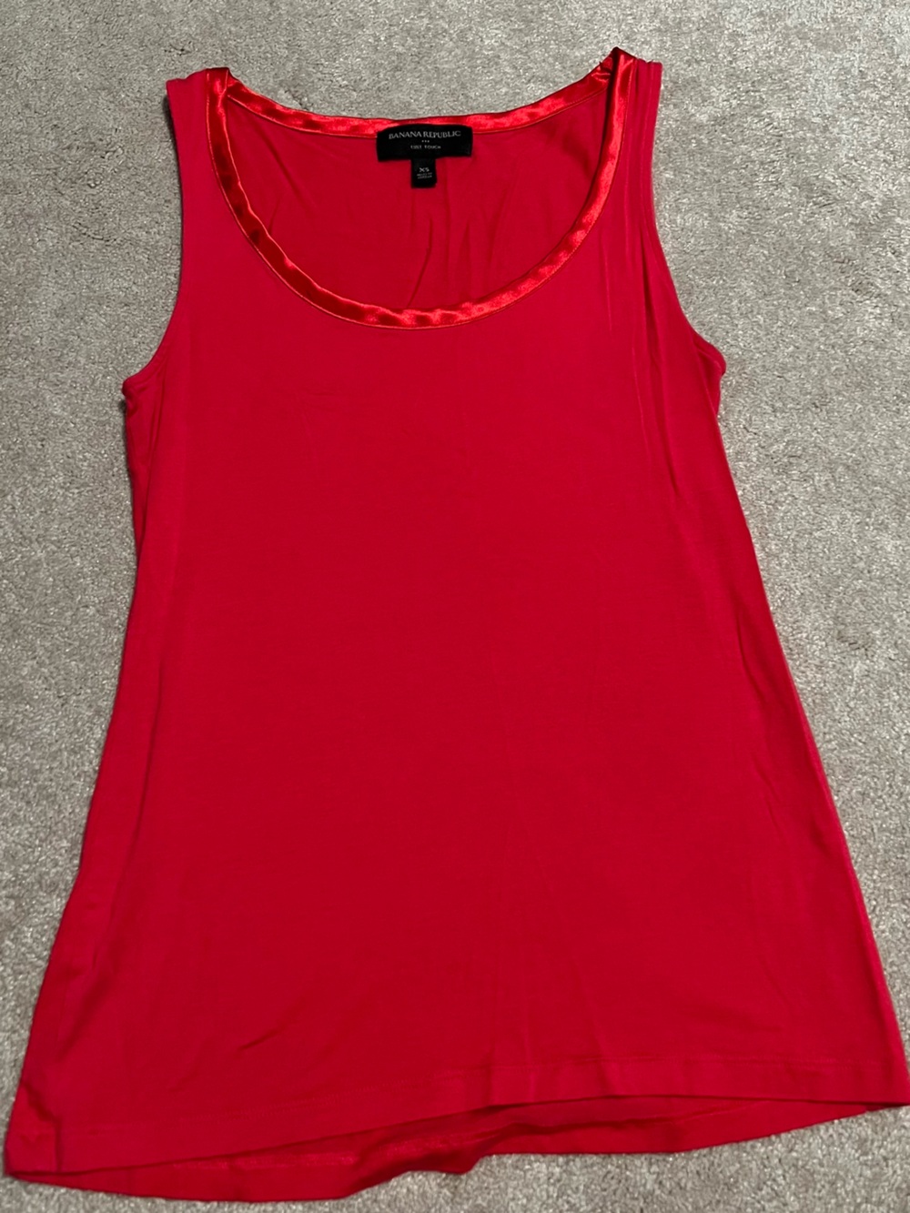 Banana Republic Bright Red Luxe Touch Tank